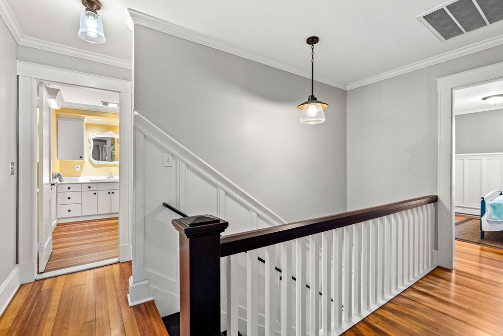 16 Hemenway Road Salem, MA 01970 - Photo 37 of 42