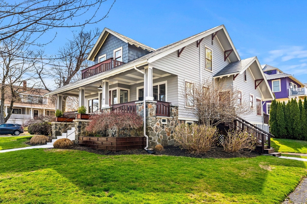16 Hemenway Road Salem, MA 01970 - Photo 4 of 42