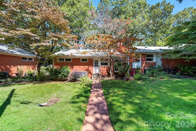 $285,000 | 4583 Woodlark Lane, Charlotte, NC 28211