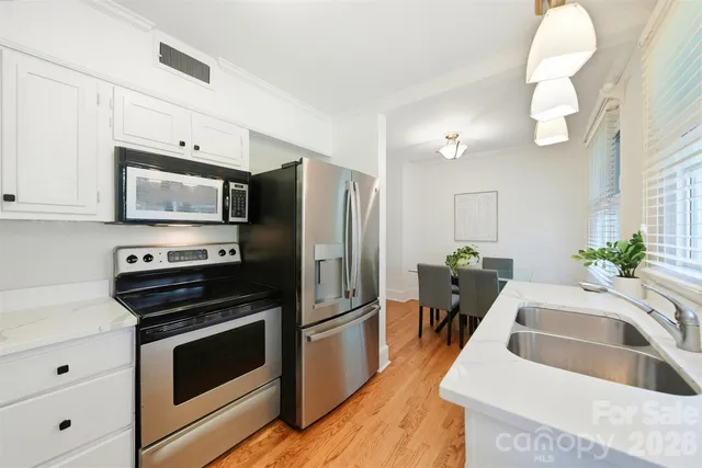 $285,000 | 4583 Woodlark Lane, Charlotte, NC 28211