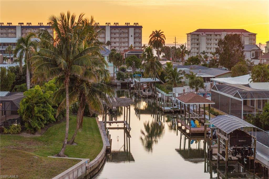 271 Randy Lane Fort Myers Beach, FL 33931 - Photo 31 of 38 a view of a city