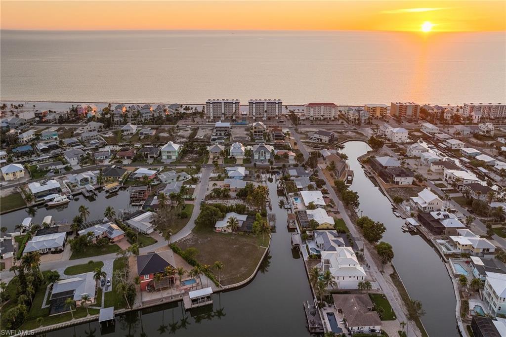 271 Randy Lane Fort Myers Beach, FL 33931 - Photo 33 of 38