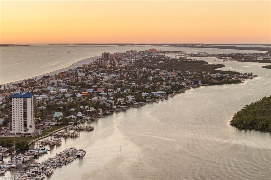 271 Randy Lane Fort Myers Beach, FL 33931 - Photo 37 of 38 a view of city and ocean