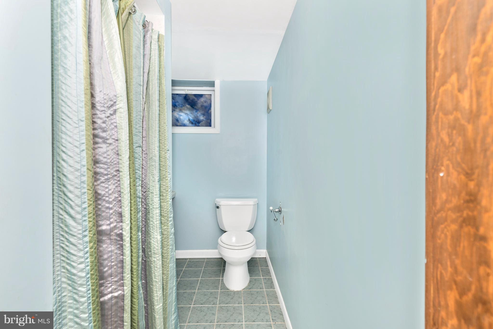 6206 Griffith Road Laytonsville, MD 20882 - Photo 22 of 30 Bath