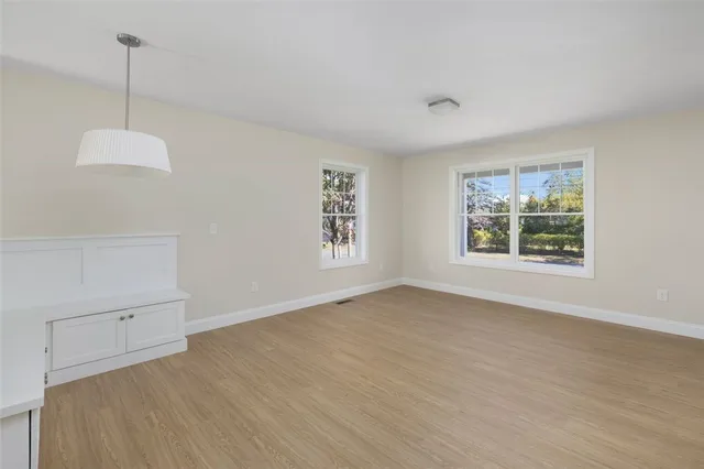 $399,000 | 71 Pinehurst Avenue, Warwick, RI 02889