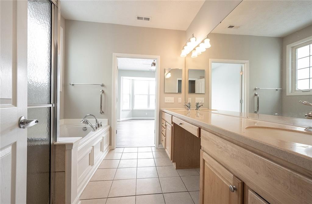 13023 Venito Trail Fishers, IN 46037 - Photo 30 of 49