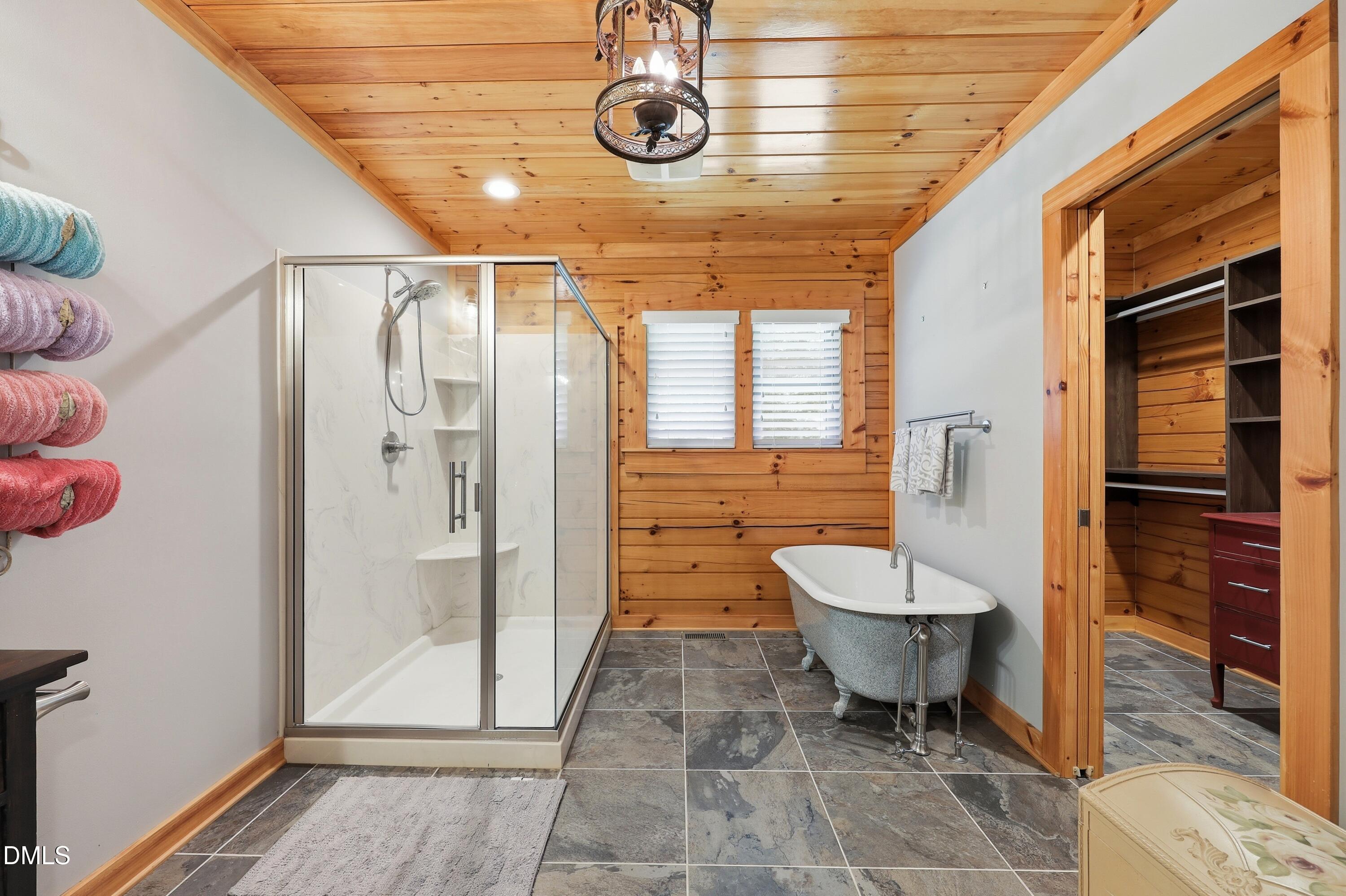 158 Dawn Road Benson, NC 27504 - Photo 15 of 45 Primary Bath