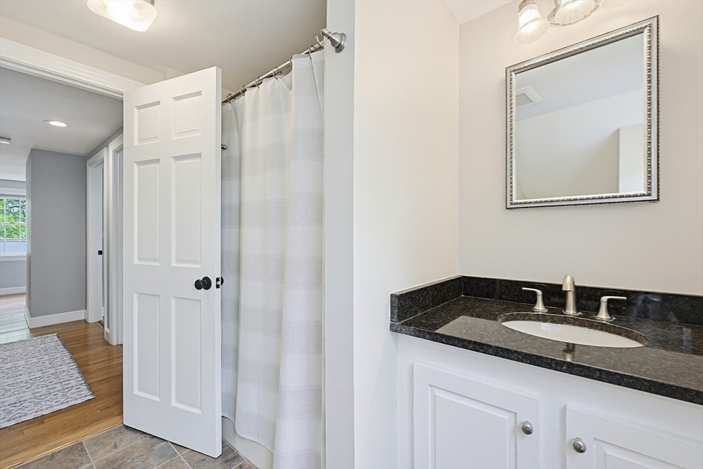 424 Dedham Street Wrentham, MA 02093 - Photo 28 of 40