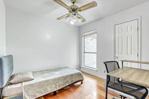 $1,900 | 12808 Irongate Avenue, Austin, TX 78727