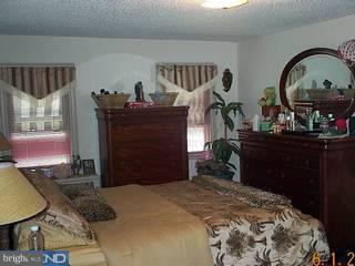 7406 Drexel Road Philadelphia, PA 19151 - Photo 5 of 6 Gallery Image 5