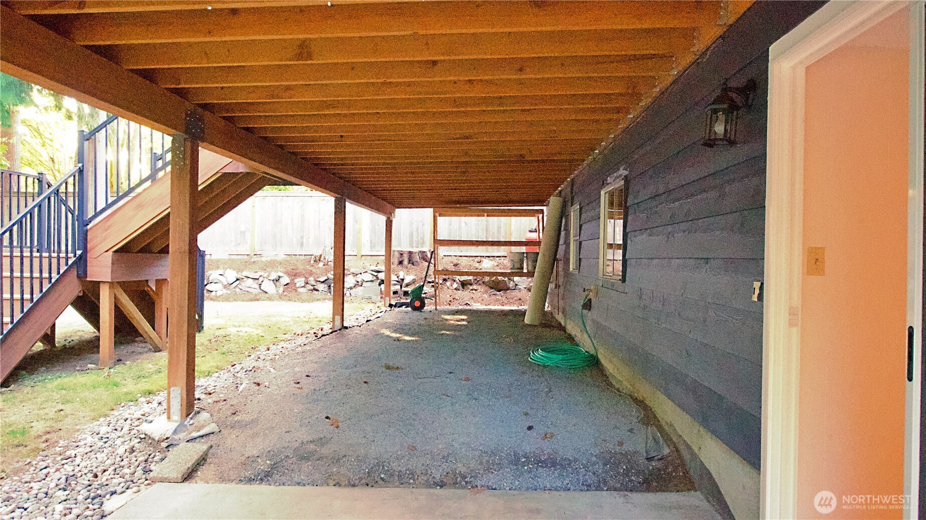 16 234th Place Southeast Bothell, WA 98021 - Photo 35 of 36 a backyard of a house with a garden