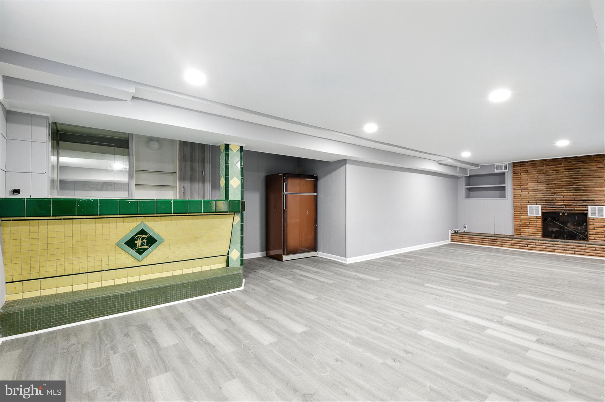 3126 Rices Lane Baltimore, MD 21244 - Photo 24 of 34 Retro Bar area