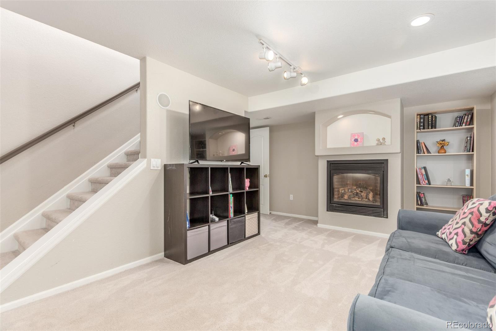 10660 Jewelberry Circle Highlands Ranch, CO 80130 - Photo 29 of 41