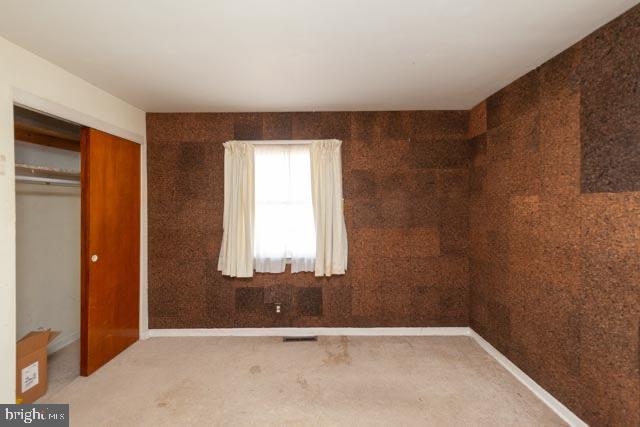 14 Montclair Drive Delran, NJ 08075 - Photo 11 of 21 a view of an empty room with a window