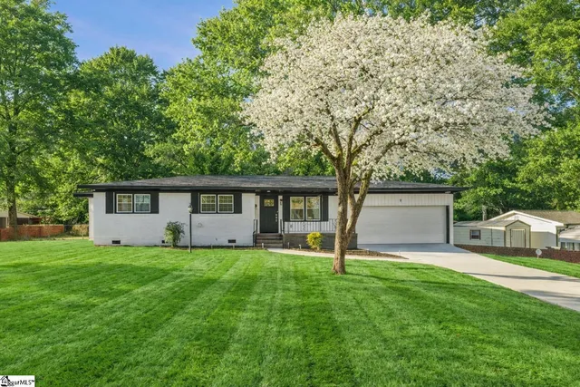 $320,000 | 6 Ghana Drive, Greenville, SC 29605