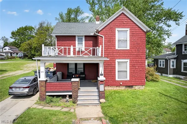 $132,900 | 978 Wooster Road North, Barberton, OH 44203