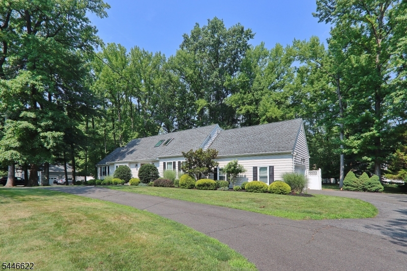1521 Cooper Road Scotch Plains, NJ 07076 - Photo 3 of 40 Gallery Image 3