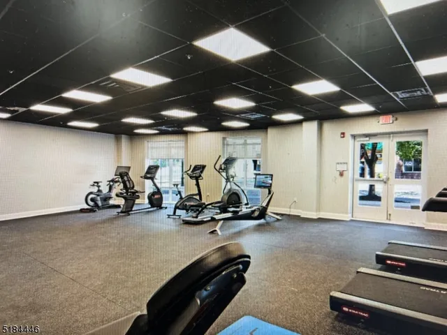 $4,750 | 501 South Avenue, Unit 212, Garwood, NJ 07027