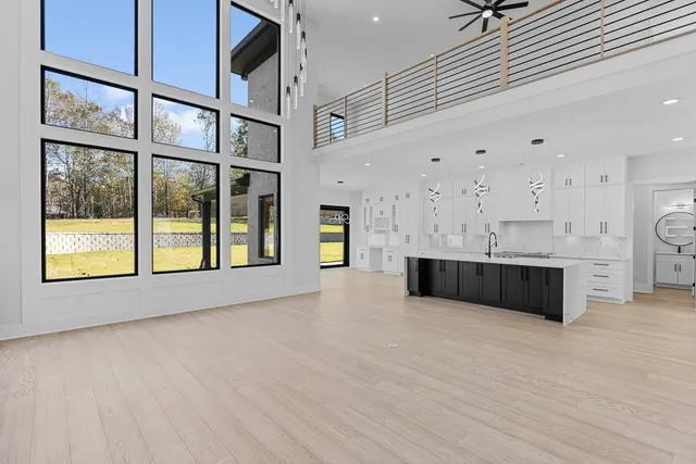 a view of walk in closet