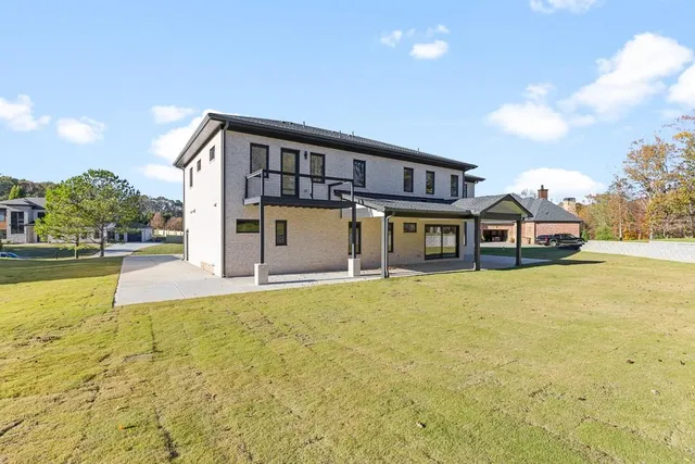 $7,800 | 555 Versailles Drive, Auburn, GA 30011