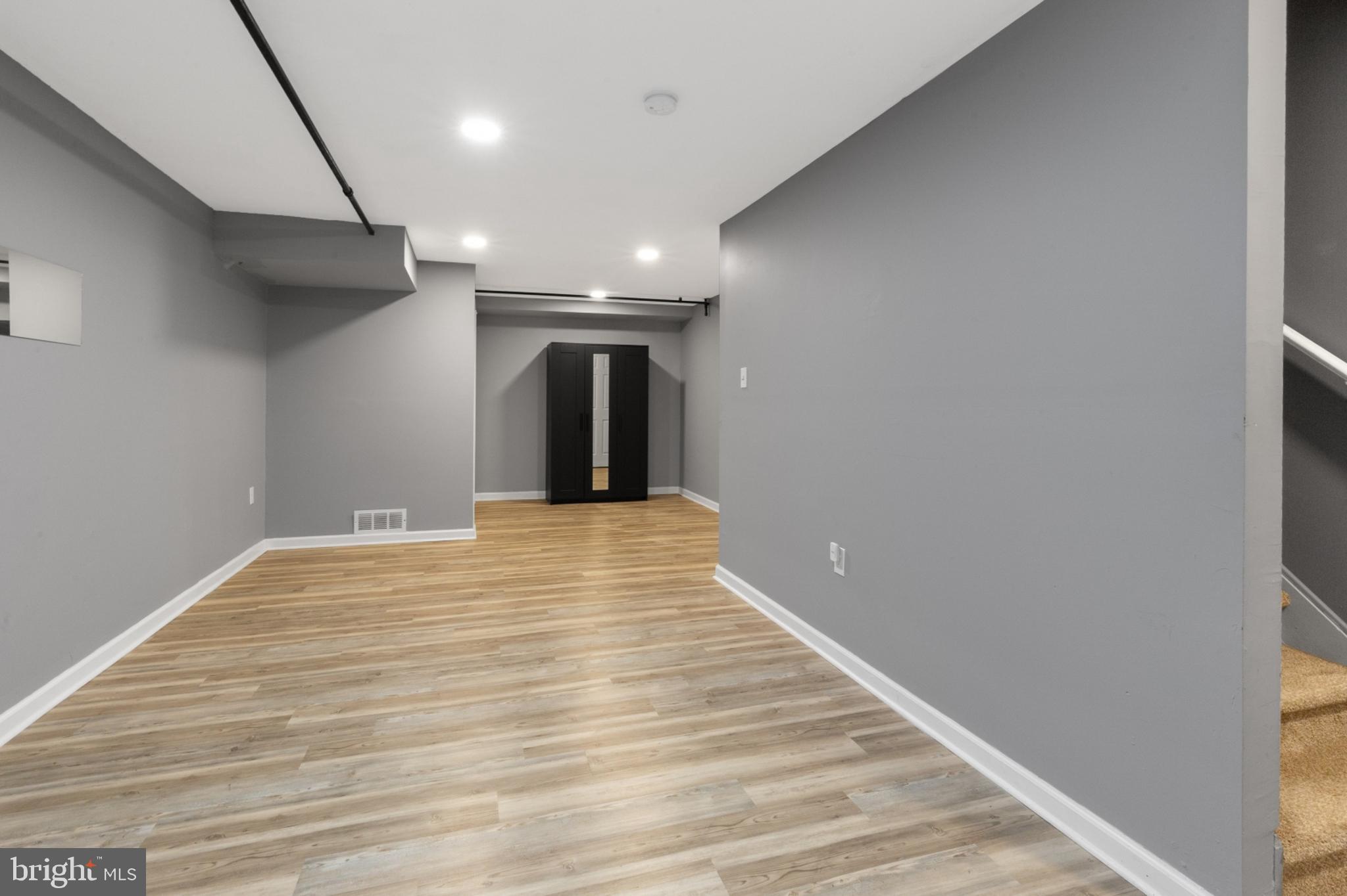 1719 Ridge Avenue Philadelphia, PA 19130 - Photo 10 of 32