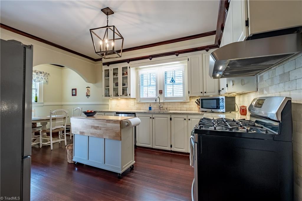 1223 South Hawthorne Road Winston-Salem, NC 27103 - Photo 17 of 43