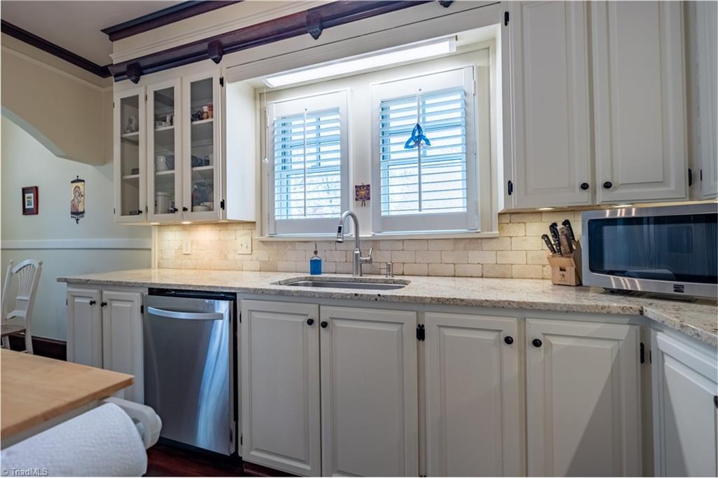 1223 South Hawthorne Road Winston-Salem, NC 27103 - Photo 18 of 43