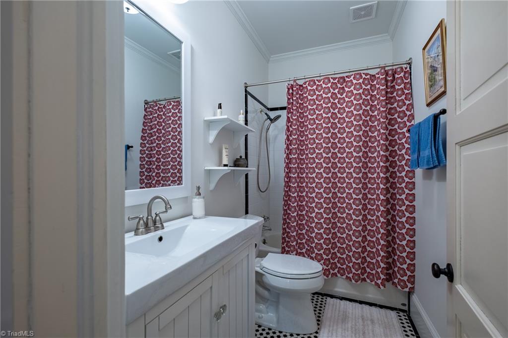 1223 South Hawthorne Road Winston-Salem, NC 27103 - Photo 31 of 43