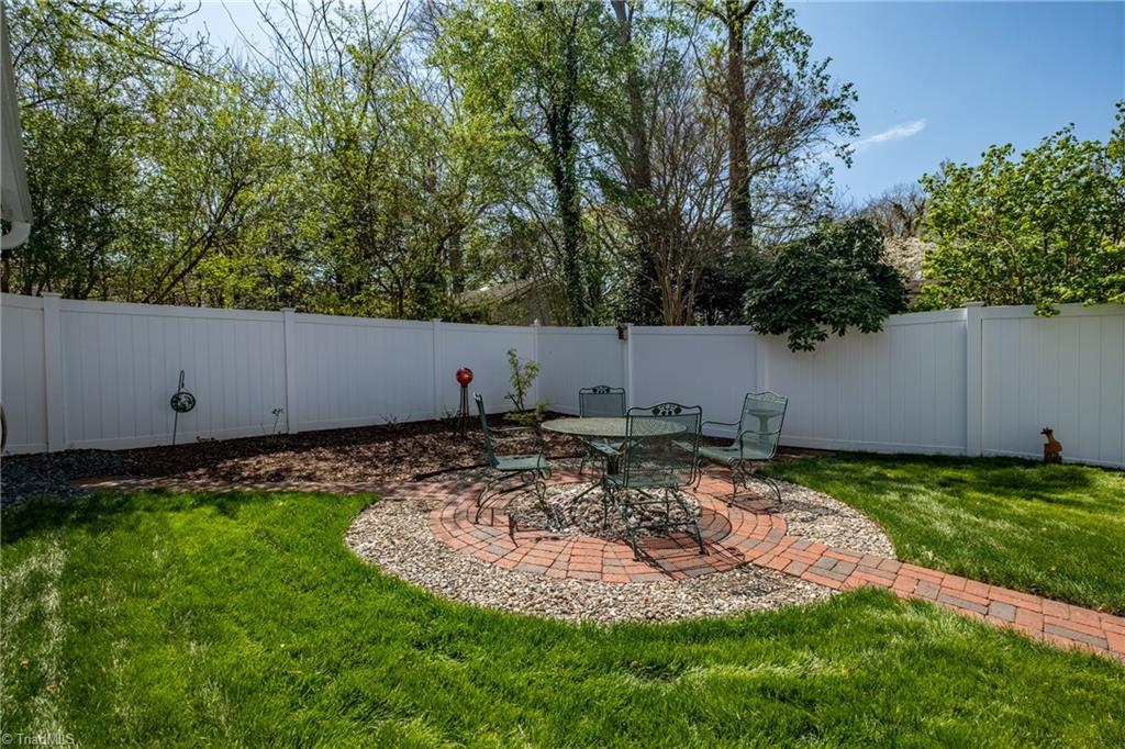 1223 South Hawthorne Road Winston-Salem, NC 27103 - Photo 6 of 43