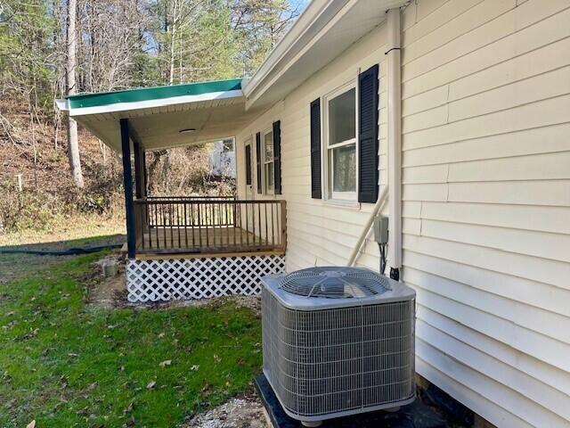 772 Sandy Ridge Road Campton, KY 41301 - Photo 18 of 21 Back of House