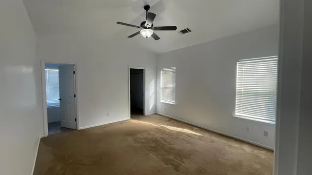 $2,200 | 1400 Bay Street, Lemoore, CA 93245