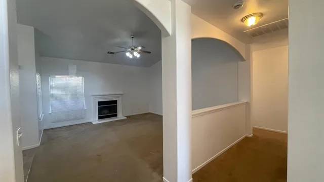 $2,200 | 1400 Bay Street, Lemoore, CA 93245