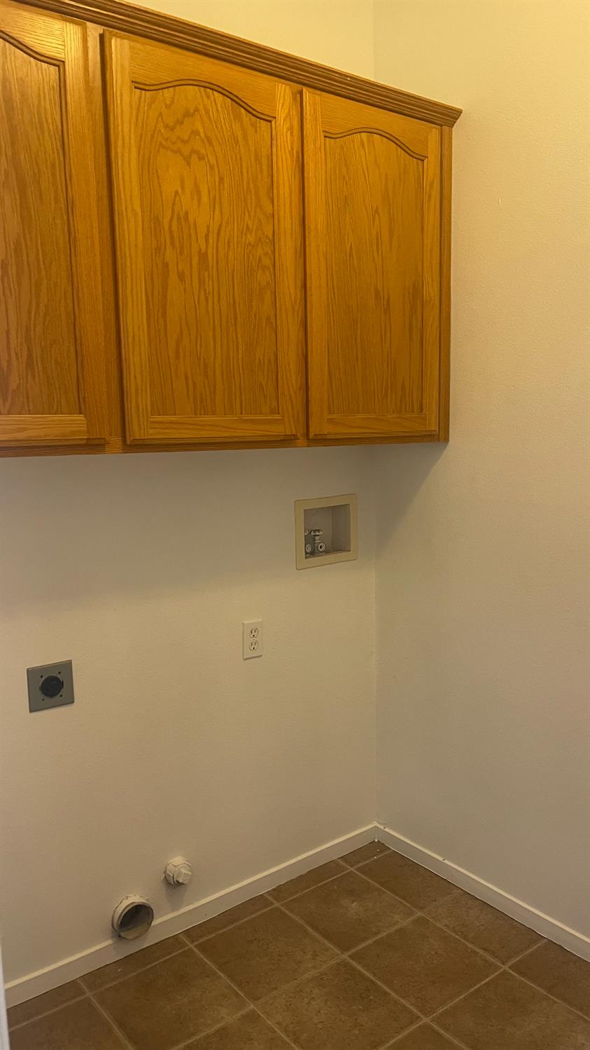 1400 Bay Street Lemoore, CA 93245 - Photo 5 of 21 a view of a room