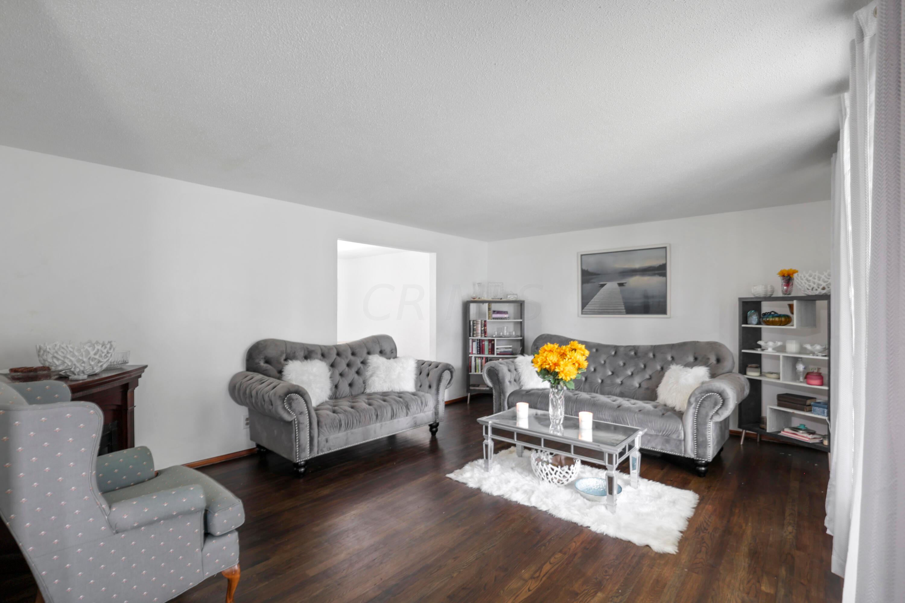 2182 Balmoral Road Columbus, OH 43229 - Photo 7 of 54 0N4A9843