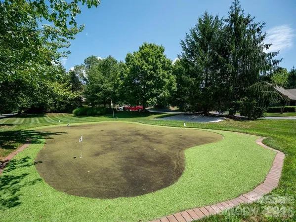 $435,500 | 53 Barn Owl Way, Hendersonville, NC 28792