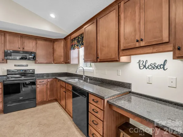 $439,500 | 53 Barn Owl Way, Hendersonville, NC 28792