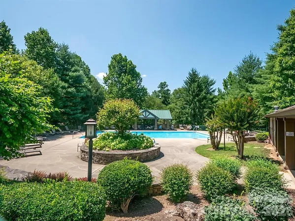 $435,500 | 53 Barn Owl Way, Hendersonville, NC 28792