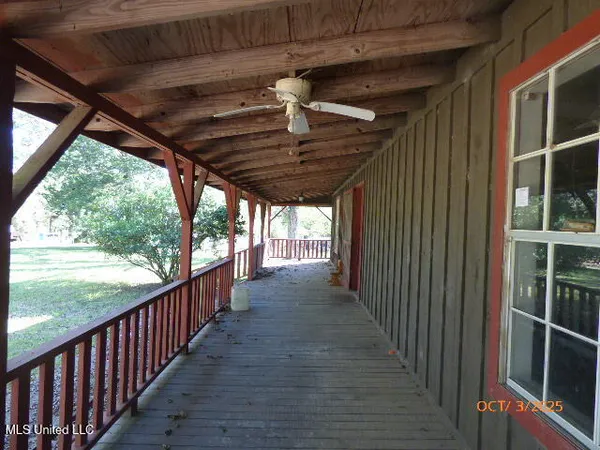 $57,800 | 32 Rose Hill Drive, Natchez, MS 39120