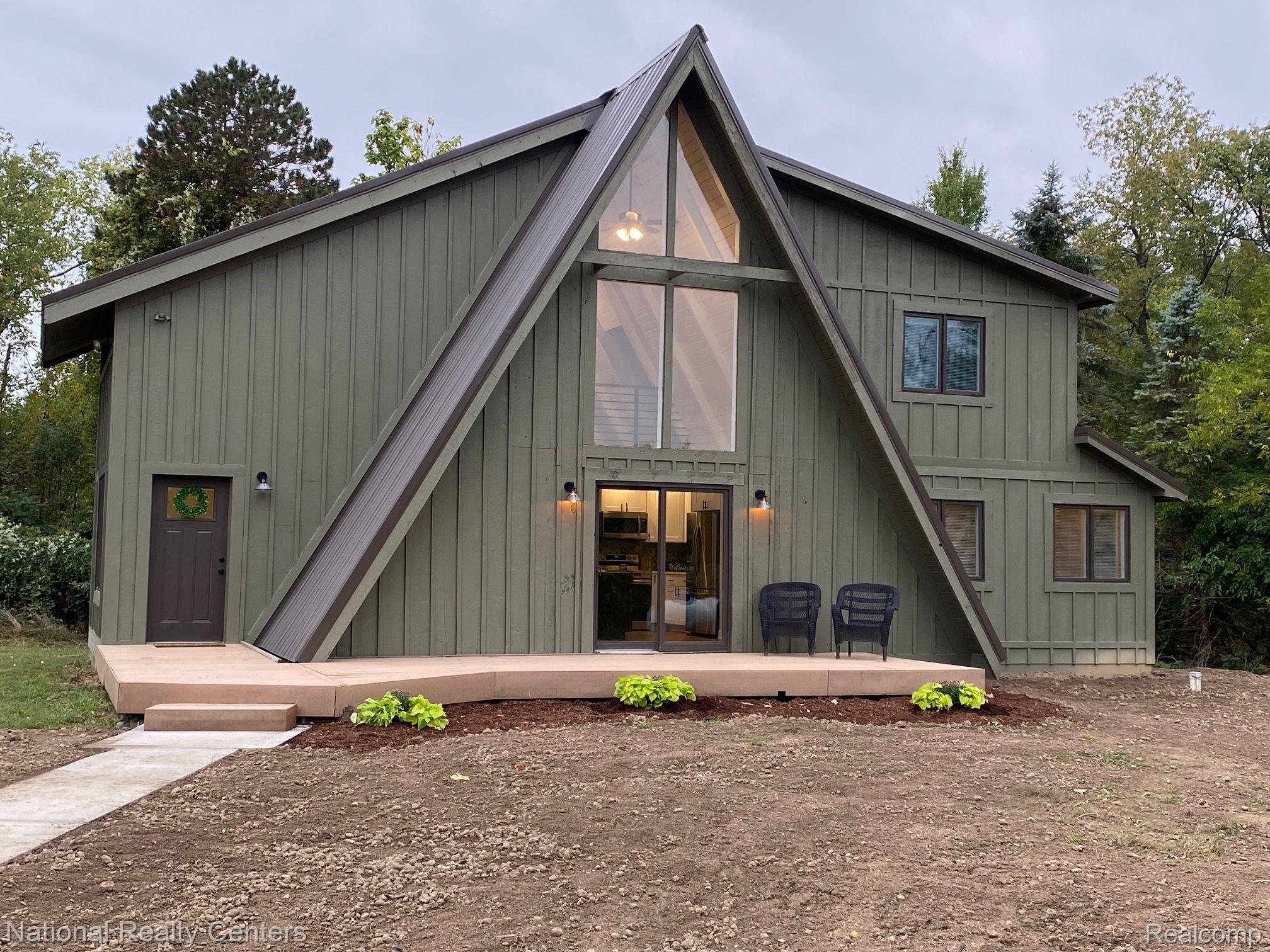 12466 Hegel Road Goodrich, MI 48438 - Photo 1 of 34 Gallery Image 1