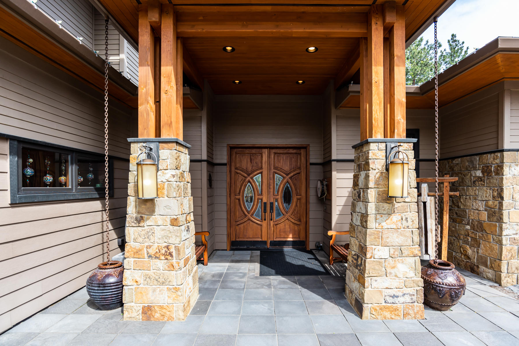 128 Northwest Allen Road Bend, OR 97703 - Photo 3 of 40 Covered entryway