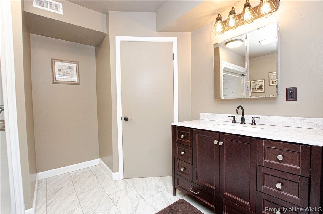 207 Victory Road Yorktown, VA 23692 - Photo 24 of 37 Gallery Image 24