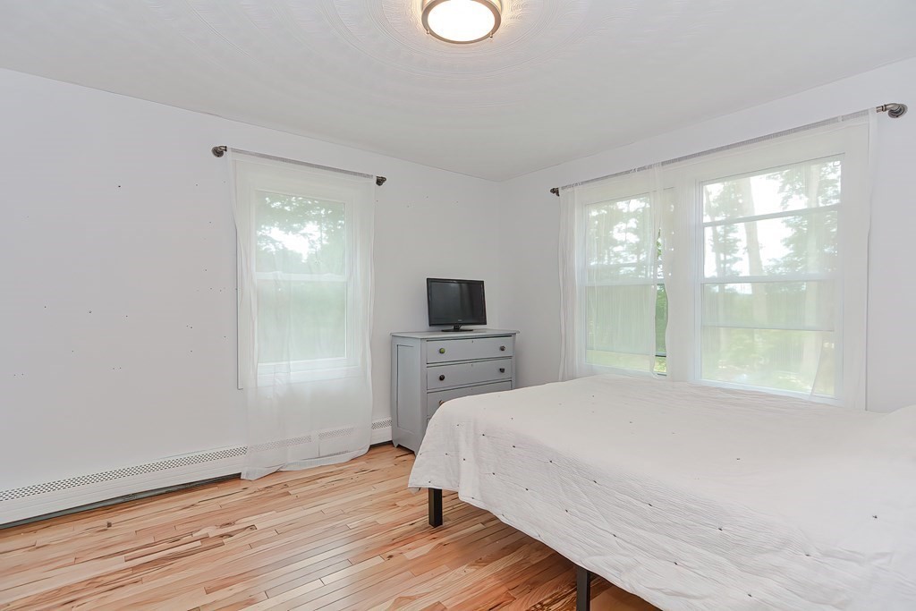 310 Millville Road Uxbridge, MA 01569 - Photo 19 of 32 Gallery Image 19