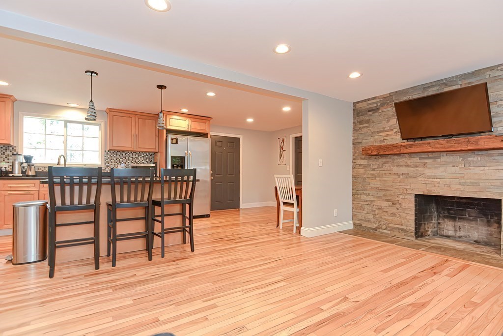 310 Millville Road Uxbridge, MA 01569 - Photo 8 of 32 Gallery Image 8
