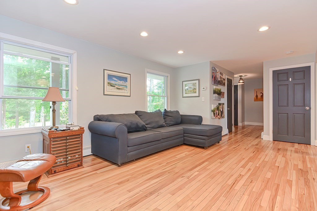 310 Millville Road Uxbridge, MA 01569 - Photo 10 of 32 Gallery Image 10