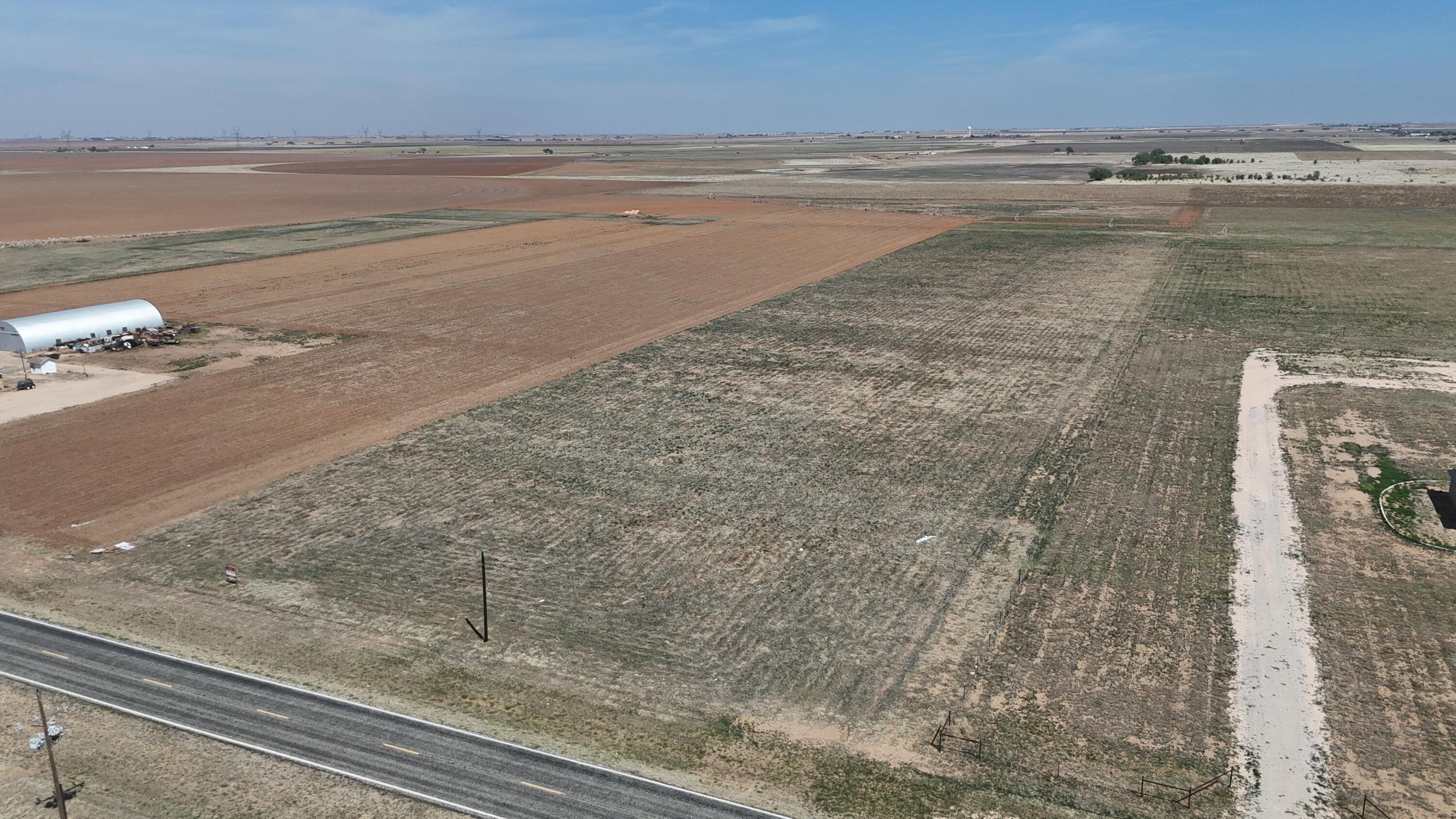 7015 East C R 5900 Idalou, TX 79329 - Photo 2 of 6 a view of an ocean and beach
