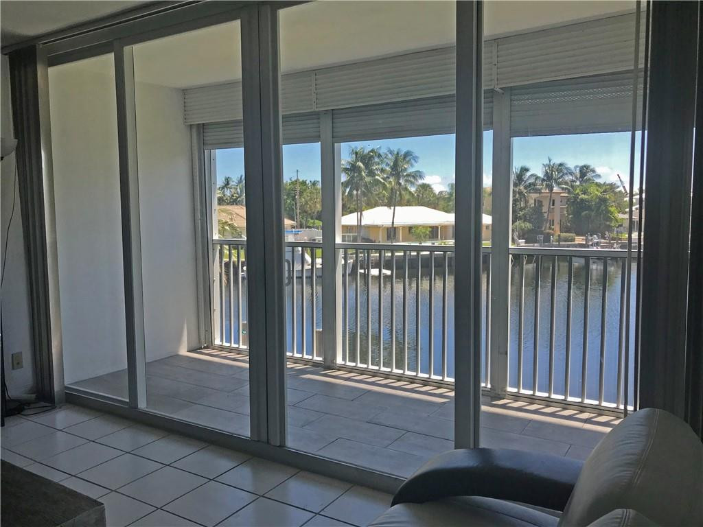 698 Northeast Spanish River Boulevard, Unit 23 Boca Raton, FL 33431 - Photo 3 of 30 Photo 3