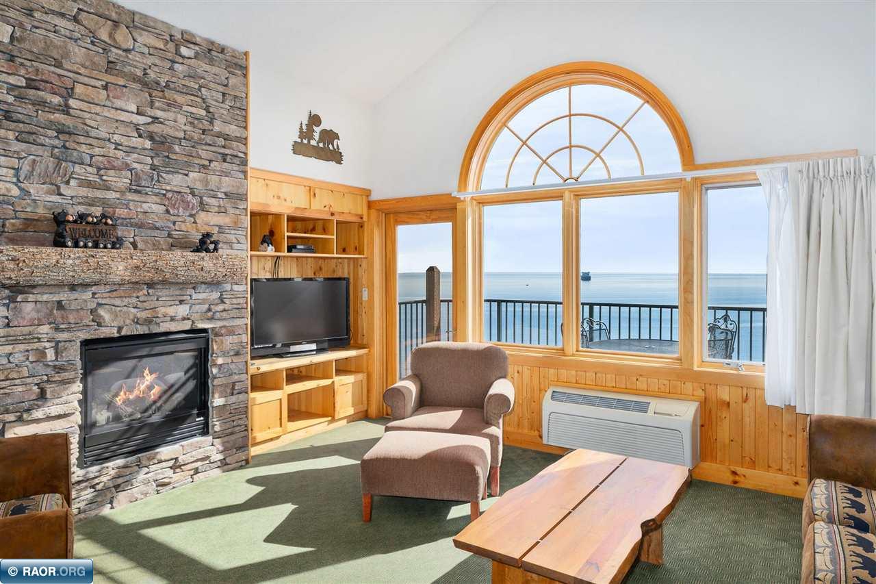 1412 Burlington Road Two Harbors, MN 55616 - Photo 4 of 46 Gallery Image 4