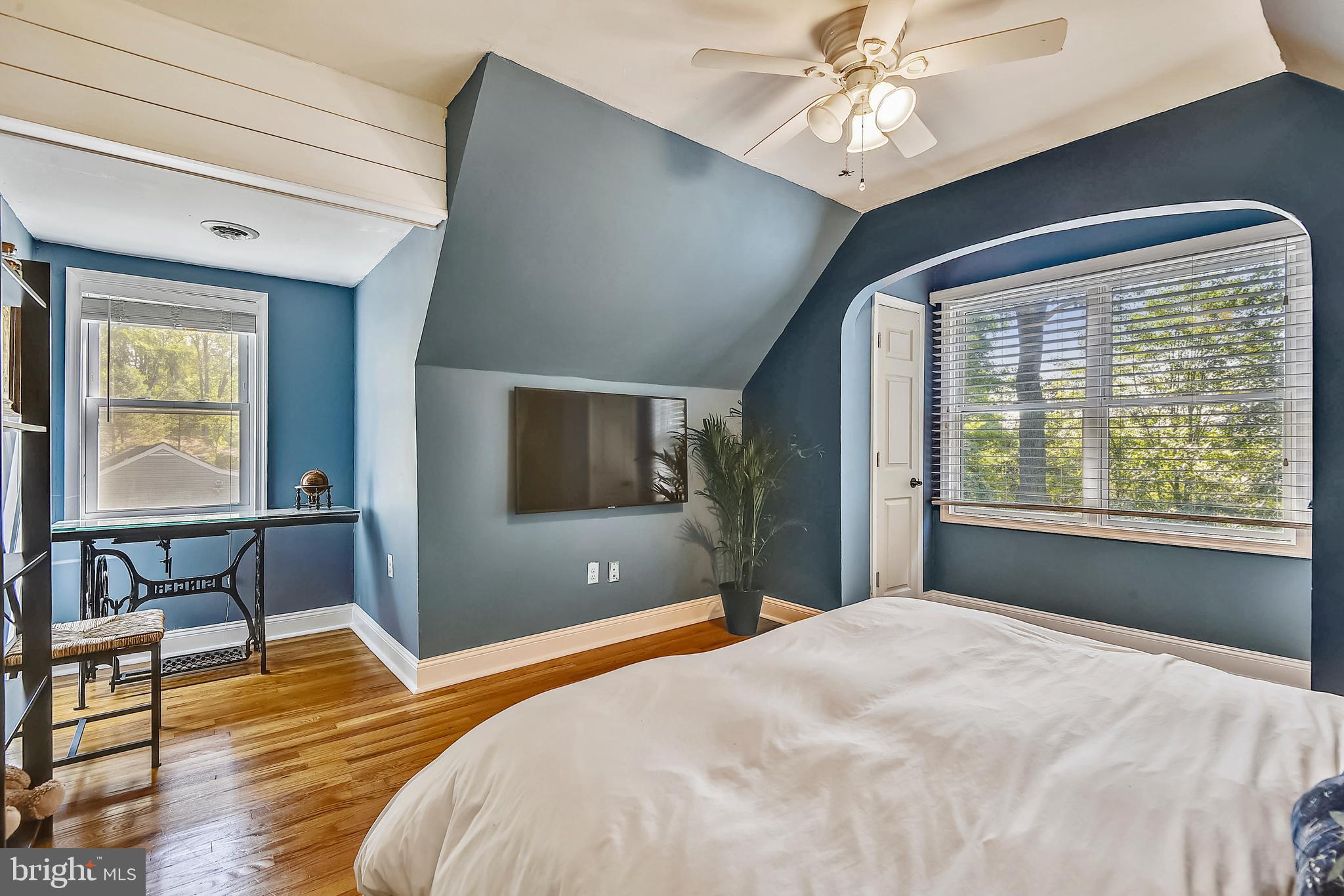 6501 Highbridge Road Bowie, MD 20720 - Photo 21 of 33 Arched walls and cozy reading corners!