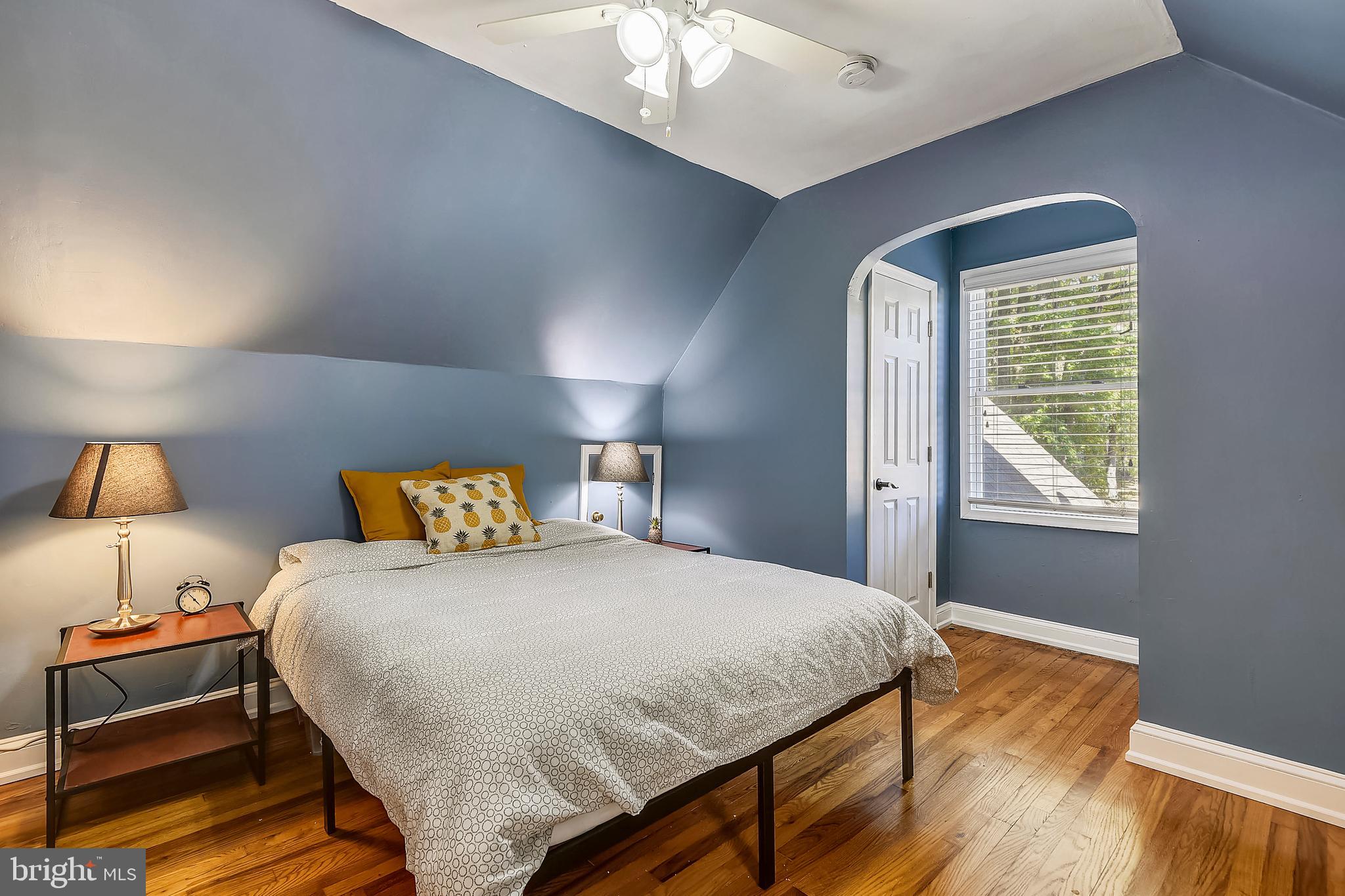 6501 Highbridge Road Bowie, MD 20720 - Photo 25 of 33 Second of two upstairs becrooms
