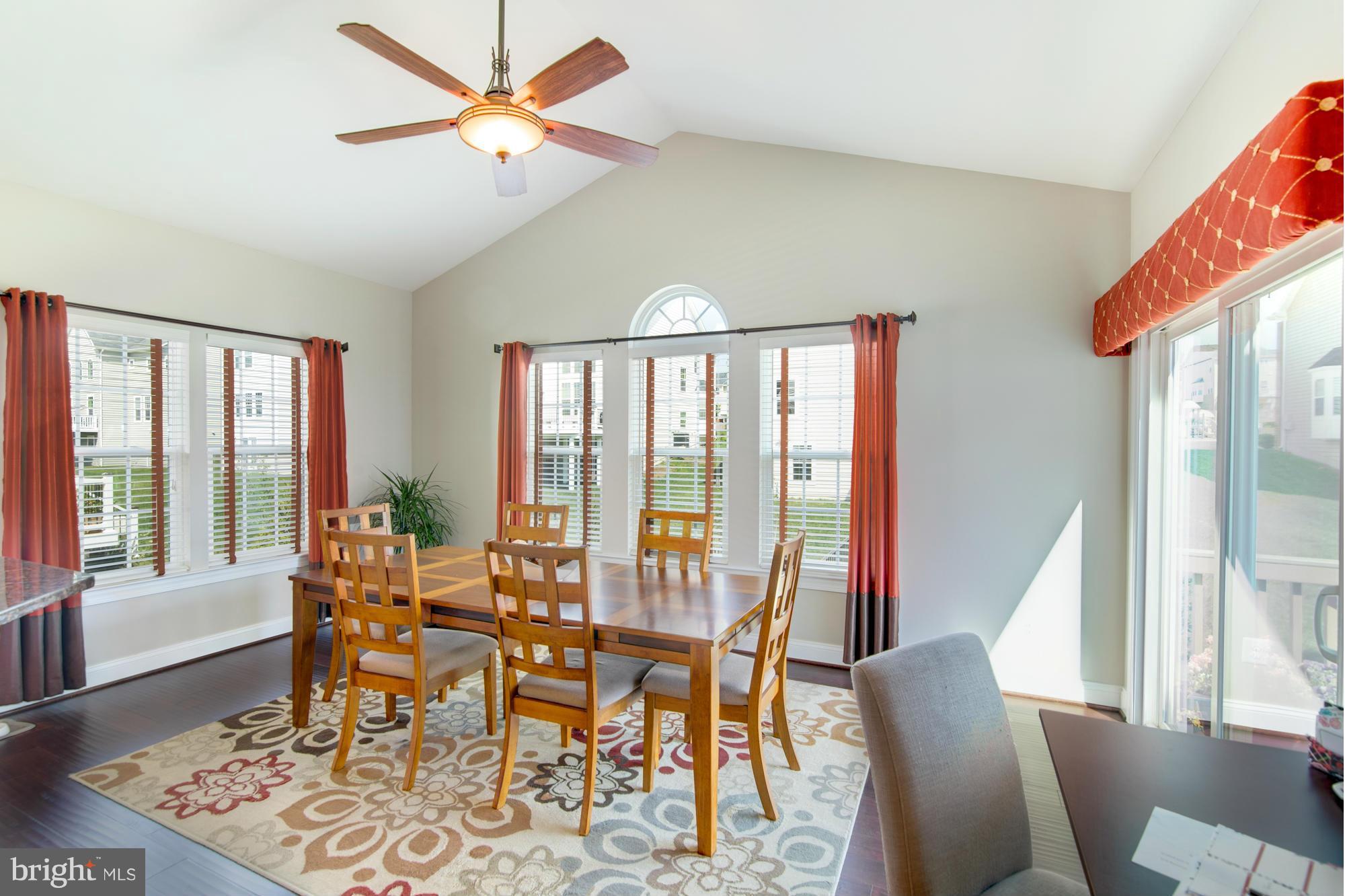 25764 Racing Sun Drive Aldie, VA 20105 - Photo 12 of 30 Kitchen